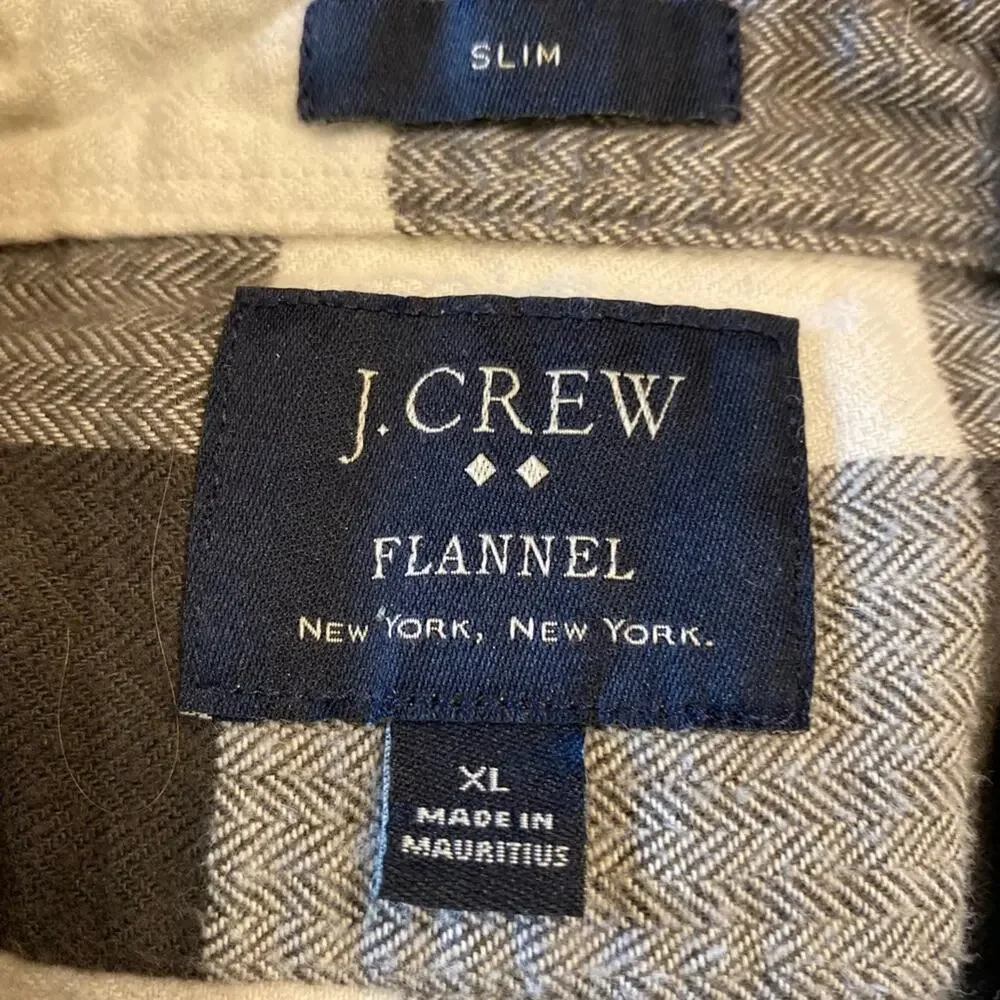 J Crew Mens XL Gray Buffalo Plaid Herringbone Flannel texture Long Sleeve Shirt